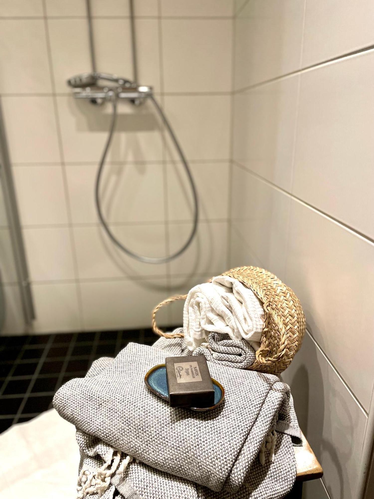 Modern And Cosy 3-bedroom With Private Sauna, In Trendy Kalasatama *