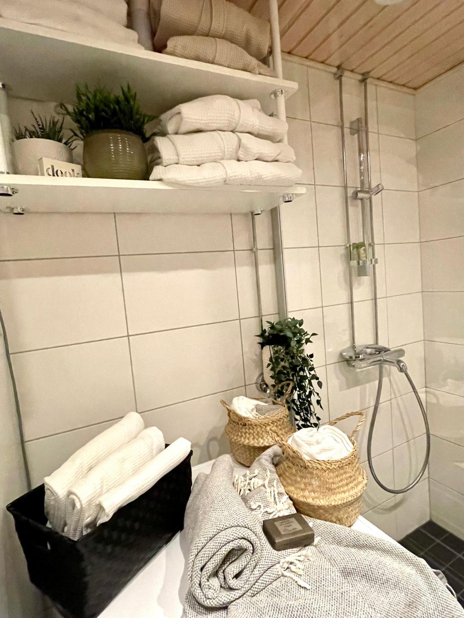 Apartamento Modern And Cosy 3-bedroom With Private Sauna, In Trendy Kalasatama Helsínquia
